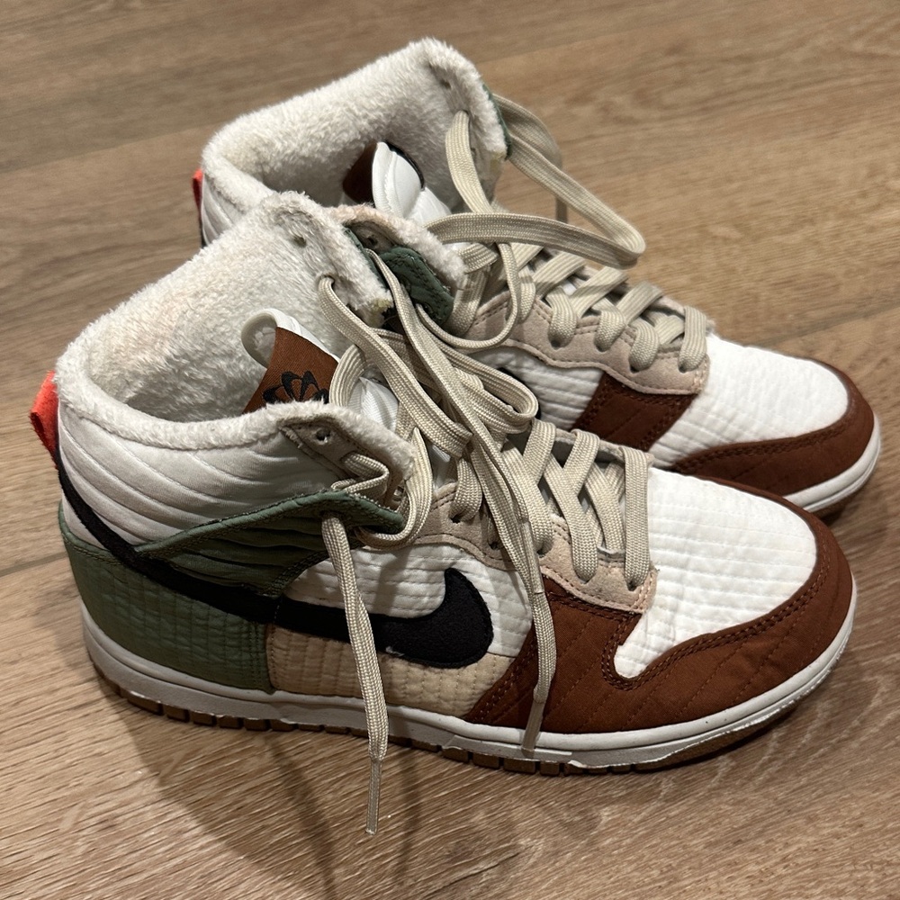 Nike Multicolor High-Top Sneakers. Nike Dunks.